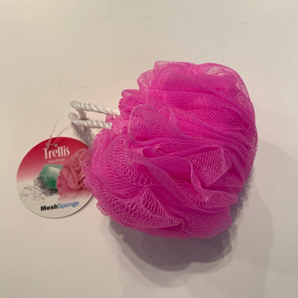 Trellis Pink Mesh Sponge